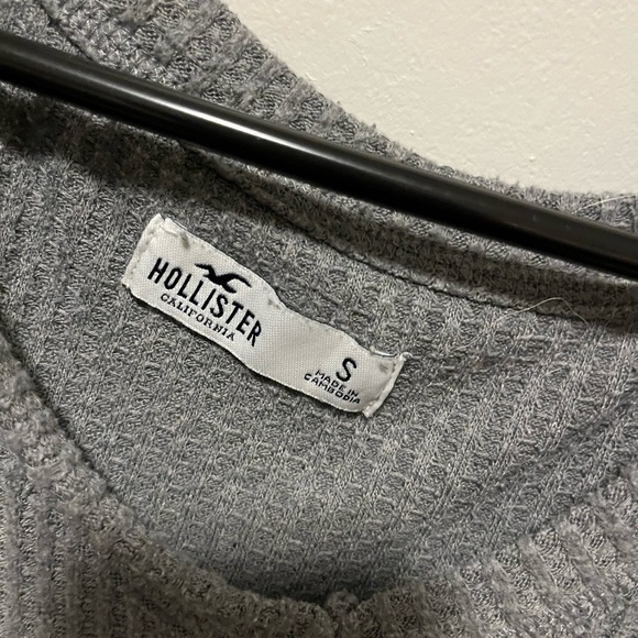 Long sleeve Hollister - Picture 2 of 3